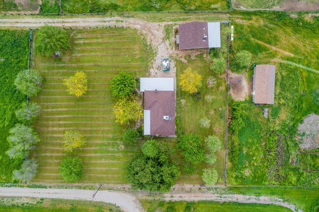 Building Photo - Home on Acreage (horses OK)  for Lease