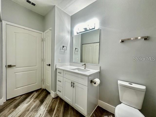 Building Photo - 8818 Villa View Cir