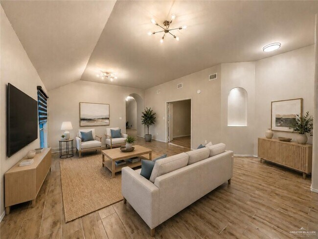 Building Photo - 16 Santa Inez St