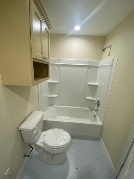 Restroom - 188 Duck Pond Rd