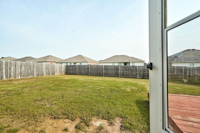 Building Photo - Stunning 3-Bedroom Home in Beautiful Piedmont Community!