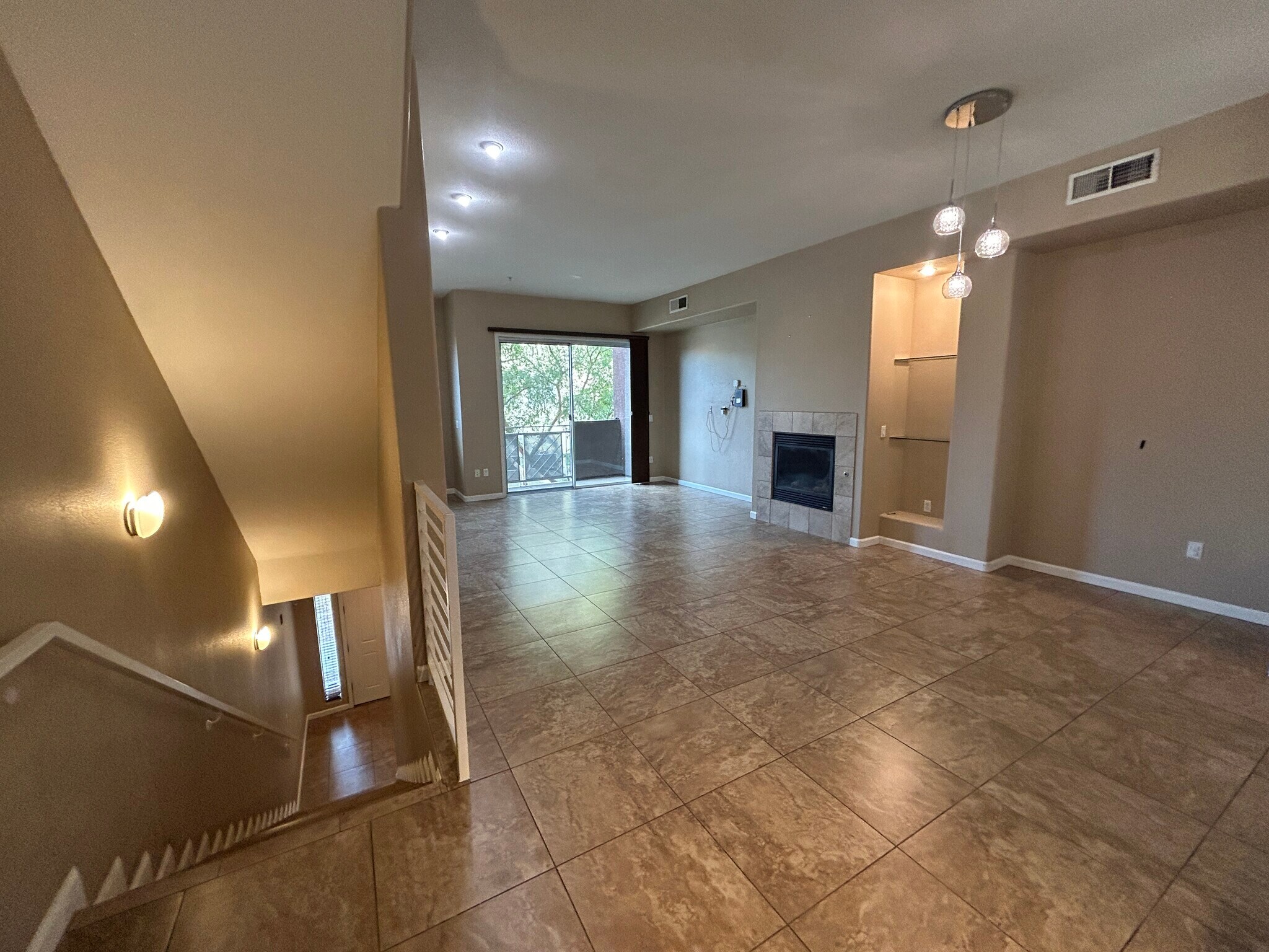 Building Photo - 6605 N 93rd Ave