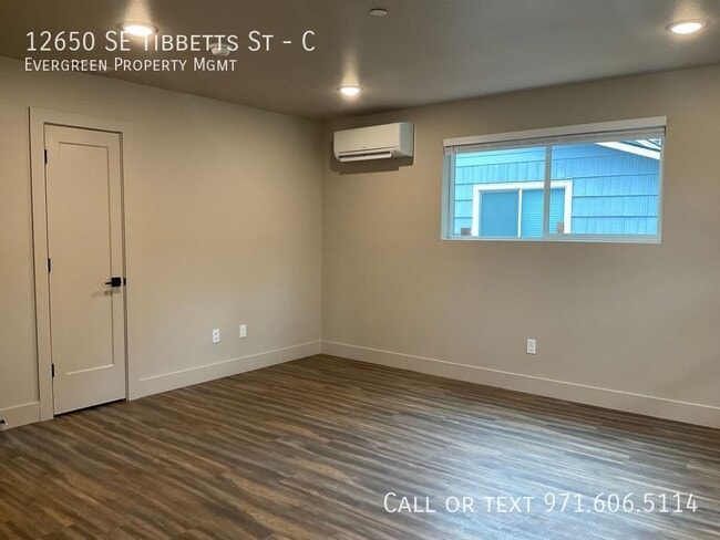 Building Photo - 12650 SE Tibbetts St