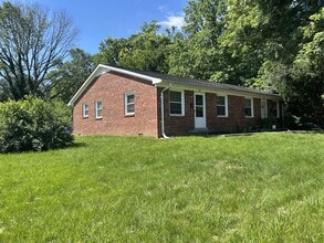 Building Photo - 1286 Centre Pkwy
