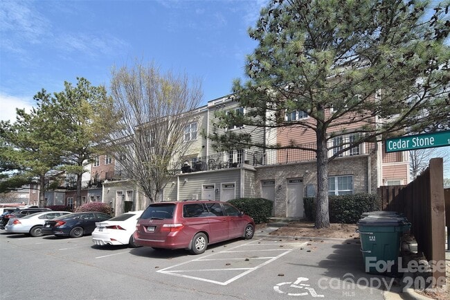 Building Photo - 11058 Cedar Walk Lane