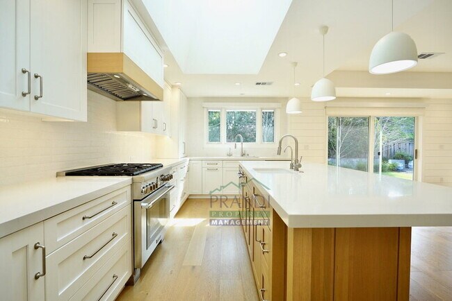 Building Photo - 89 Spindrift Passage