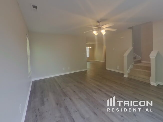 Building Photo - 296 Waxberry Ct