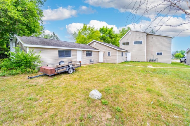 Building Photo - 7634 Thomas St