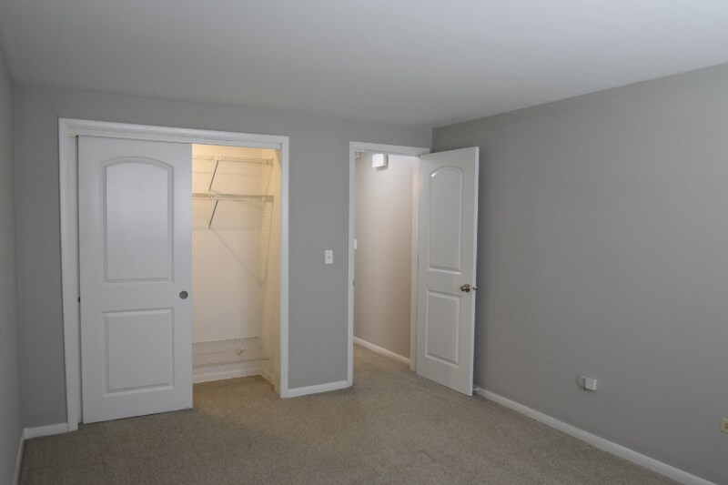 Building Photo - 1469 Ashland Ave