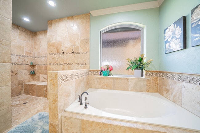 Building Photo - 1610 Olympic Drive