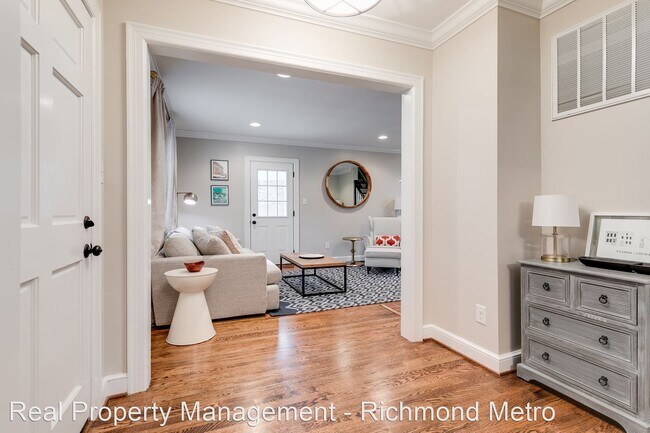Building Photo - 3 br, 1.5 bath House - 4907 Cutshaw Avenue