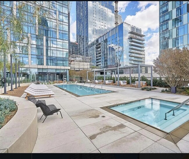 Building Photo - 889 Francisco St