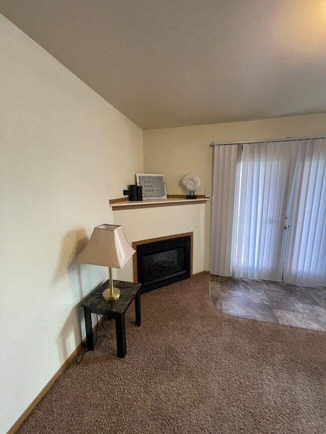 Building Photo - 6405N Chapel Hill Blvd