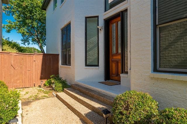 Building Photo - 2814 Waterford Dr