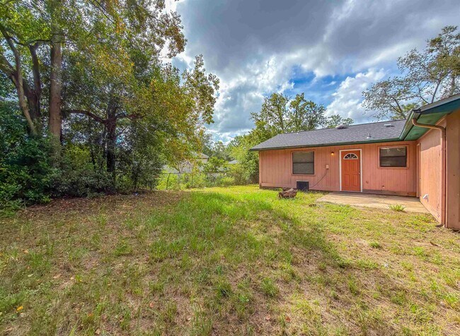 Building Photo - 5524 Sullivan Rd