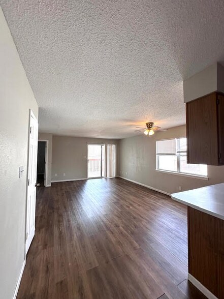 Primary Photo - 109 E Jefferson St