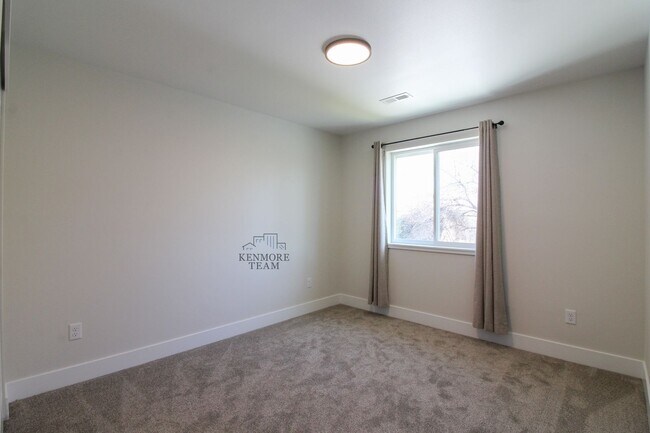 Building Photo - New Construction! 3 Bed/2.5 Bath in Pasco