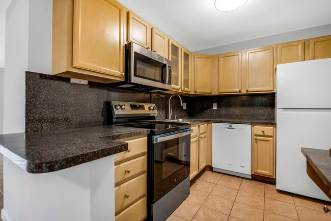 Building Photo - 490 NW 20th St