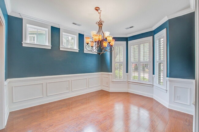 Building Photo - 1811 Luna Ct