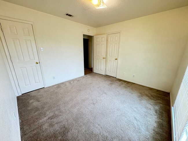 Building Photo - 3411 Warfield Dr