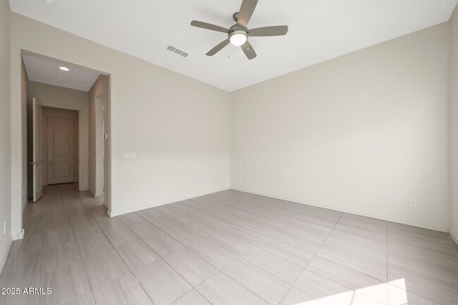 Building Photo - 32360 N 133rd Dr