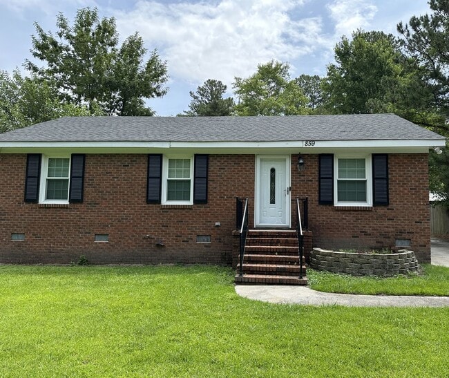 Building Photo - 859 Goldrock Rd