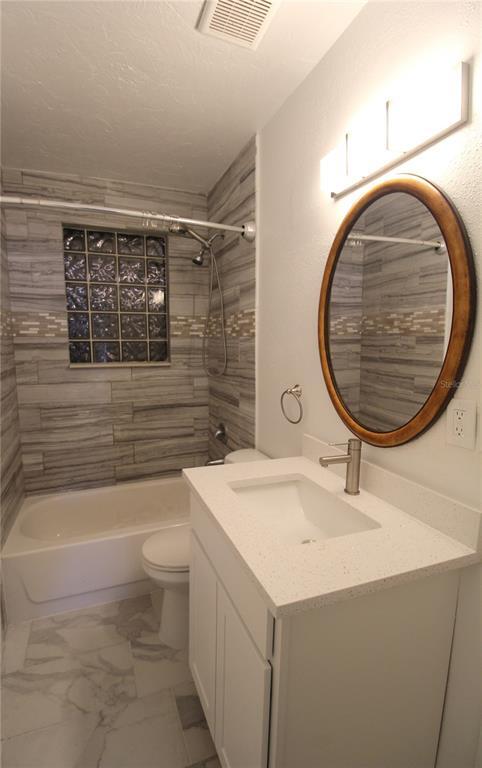 Building Photo - 2066 7th St