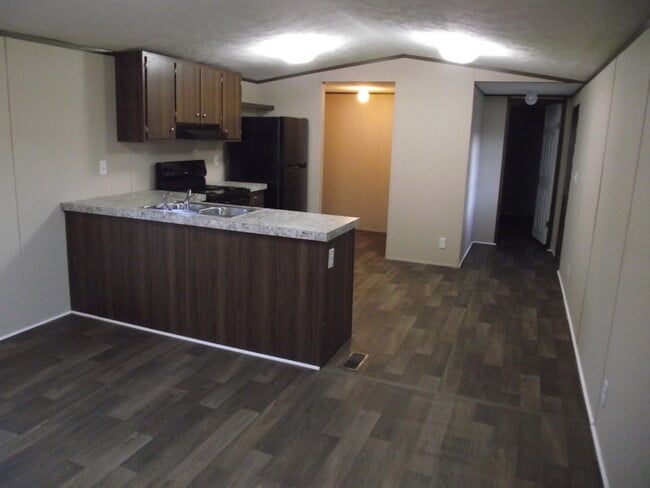 Building Photo - 169 S King Charles Ct