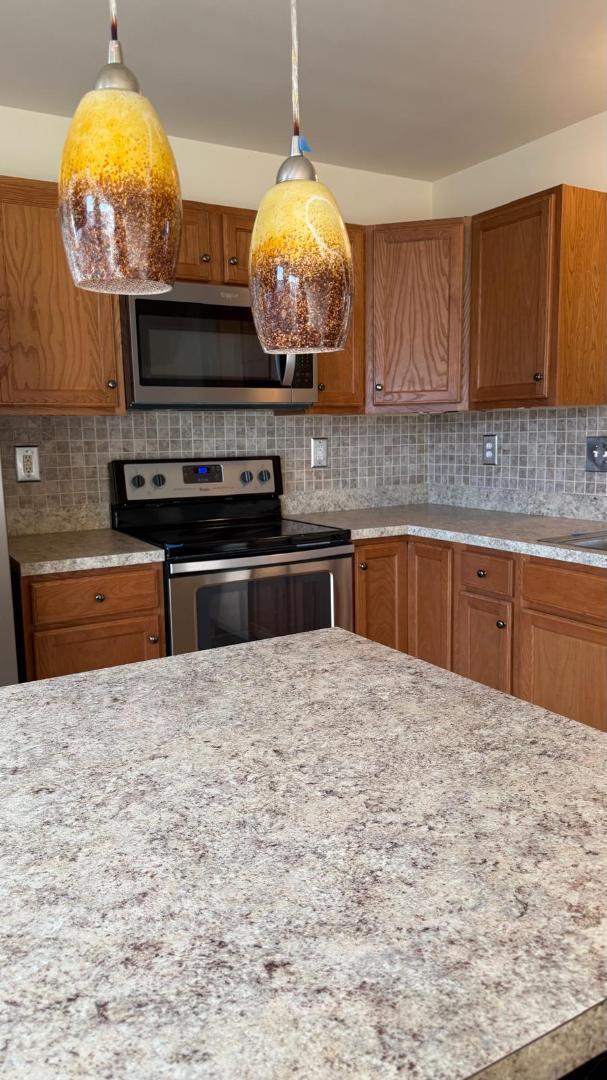 Building Photo - 12 Council Ct