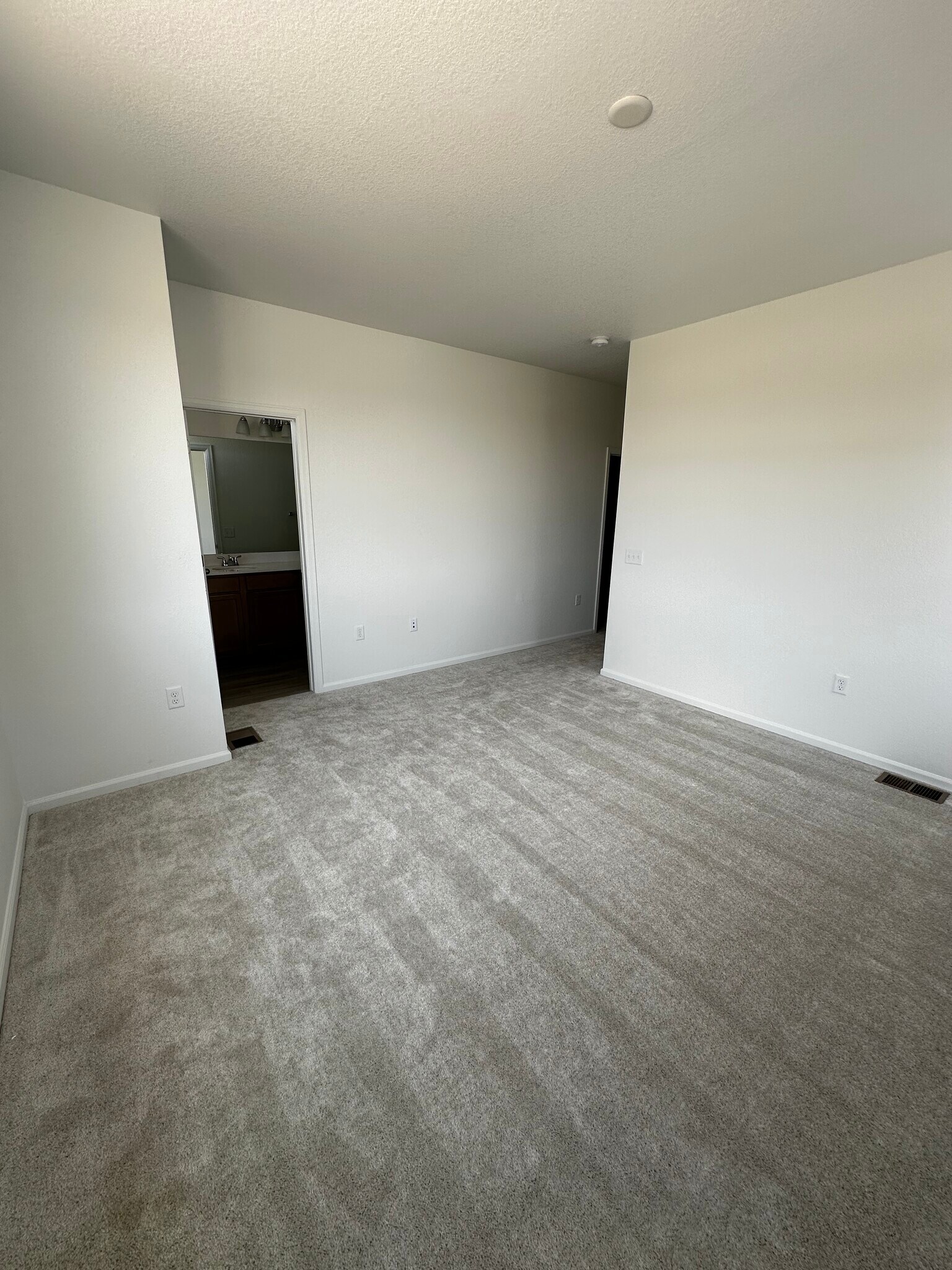 Building Photo - 21101 E 67th Ave