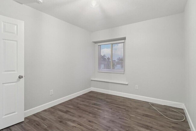 Building Photo - 4BD/2BA Recently Renovated Home in Escondido