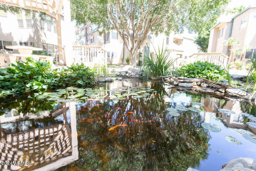 Building Photo - 101 N 7th St