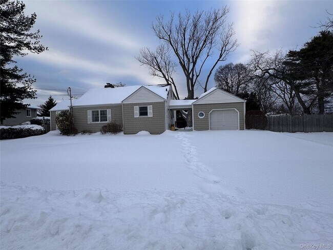 Building Photo - 91 7th St