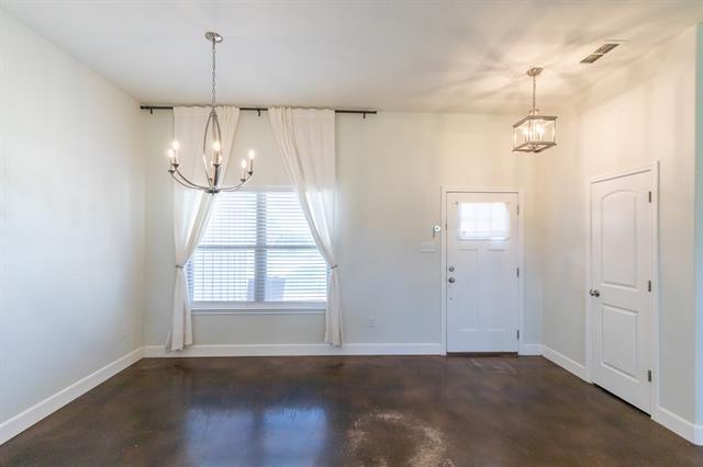 Building Photo - 246 Foxtrot Ln