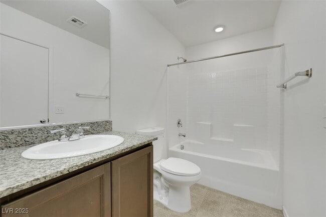 Building Photo - 4561 Woolcomber St