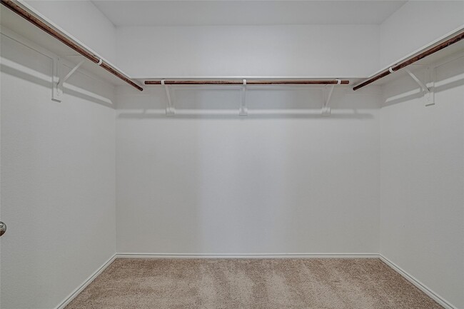 Building Photo - 1105 Wildflower St