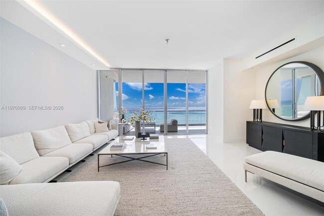 Building Photo - 18501 Collins Ave