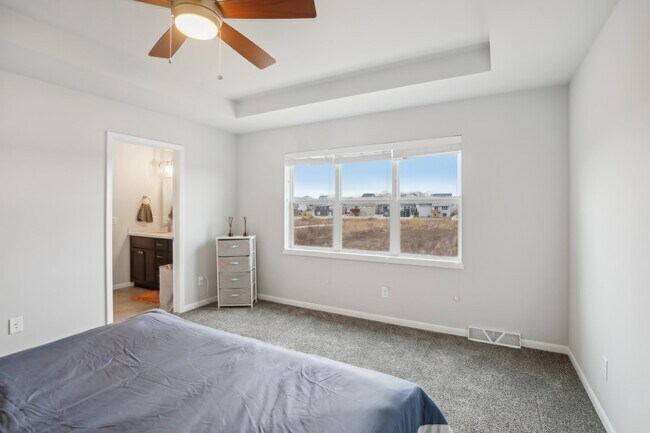 Building Photo - 415 Tawny Elm Pkwy