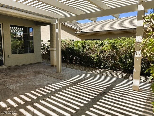 Building Photo - 33 Gladewater Dr