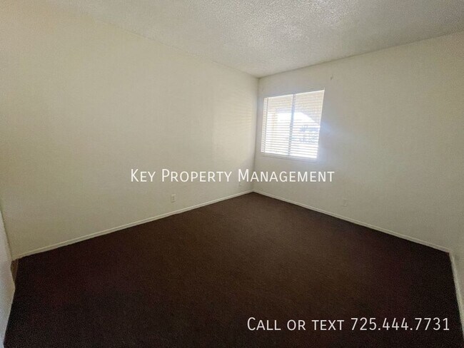 Building Photo - 5340 Retablo Ave