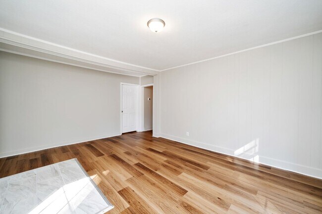 Building Photo - Your Perfect Pell City Retreat – Stylish, Spacious & Ready to Call Home!