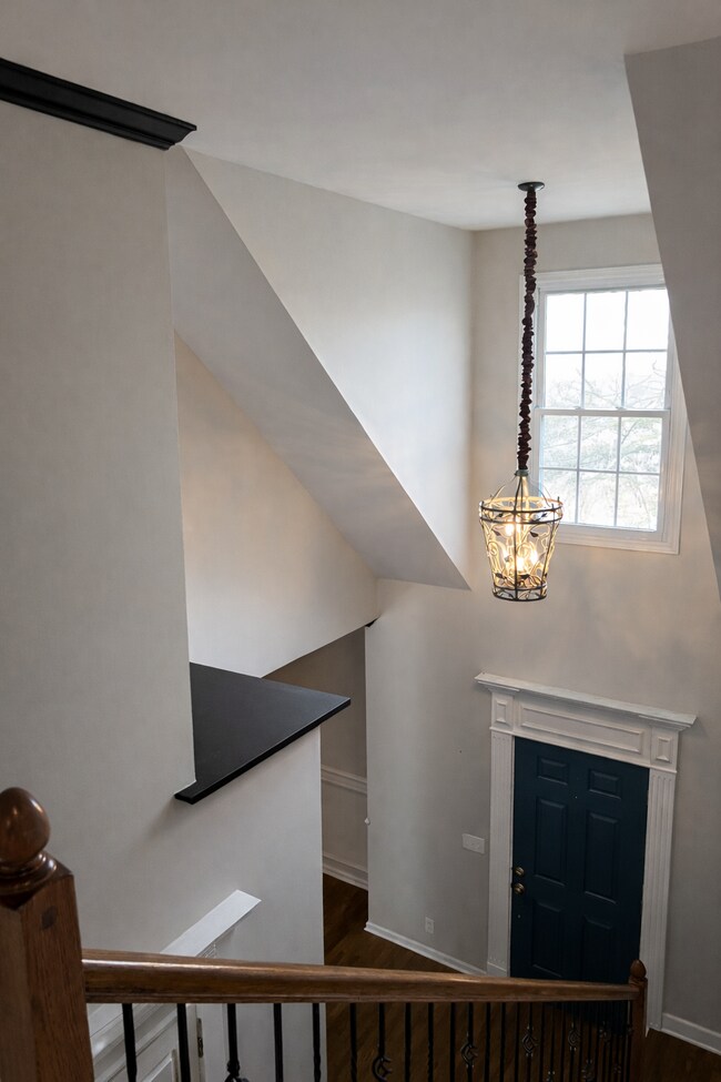 Building Photo - 2518 Wythe Close