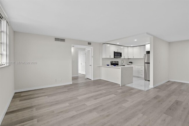 Building Photo - 1811 Jefferson St