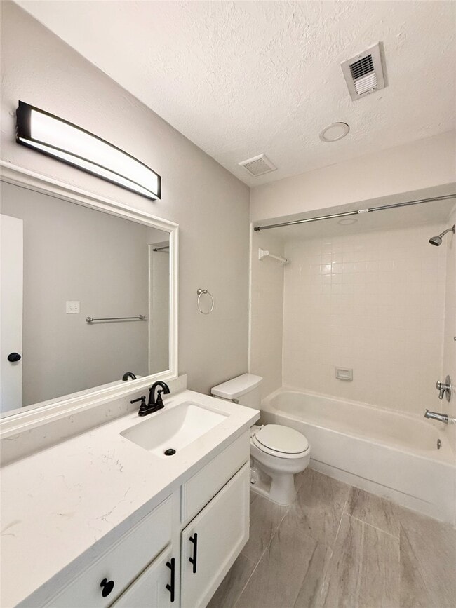 Building Photo - 4223 Amir St