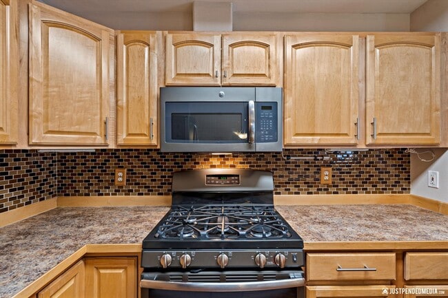 Building Photo - Seclusion Cove