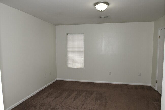 Building Photo - 2110 Gary St