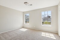 Building Photo - 9114 Kempwood Dr