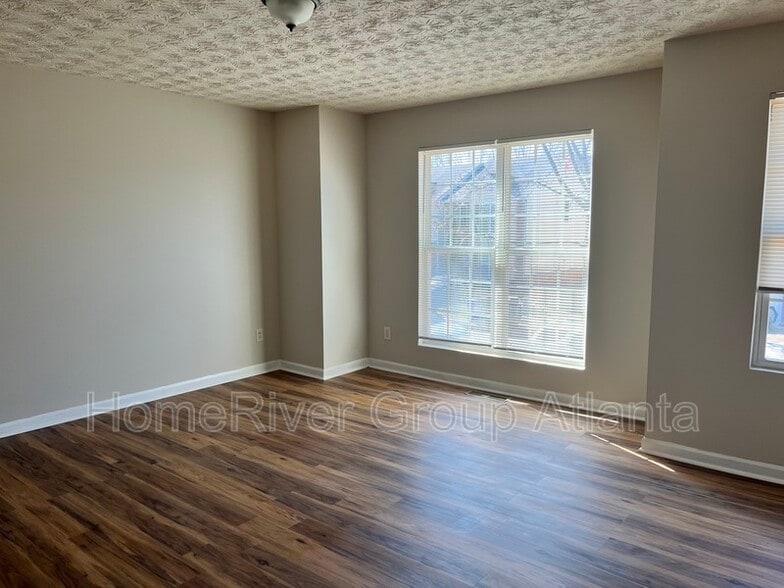 Building Photo - 11424 S Grove Dr