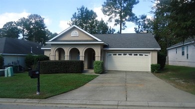 Building Photo - 2810 Dumont Dr