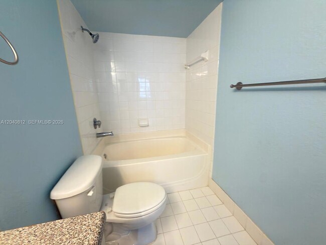 Building Photo - 1801 N Flagler Dr